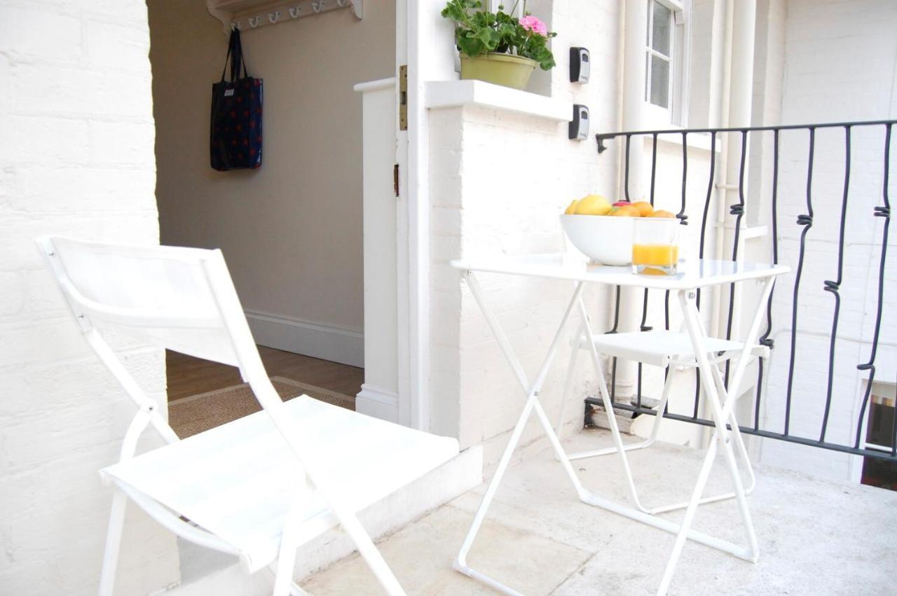 High Tide, Crabbe Street, Aldeburgh Apartman Kültér fotó